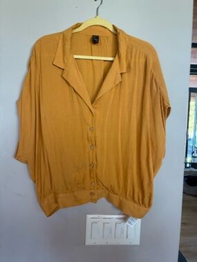 Prana mustard color blouse. XL. Unstructured. Flowy. NWOT